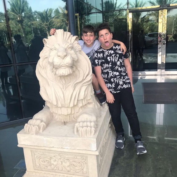 Meet your Posher, Dana - Picture 1 of 1